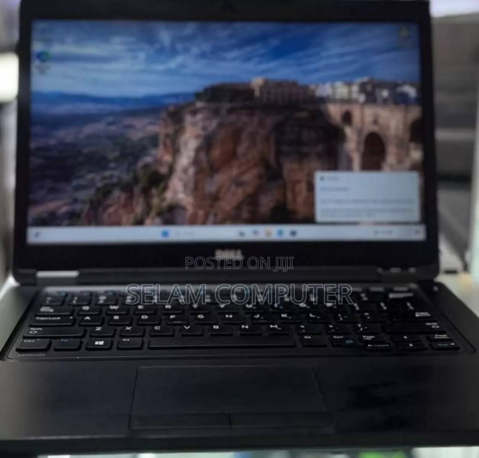 New Laptop Dell Latitude 5310 8GB Intel Core I5 SSD 256GB