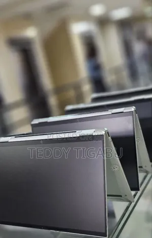 New Laptop HP Spectre 16GB Intel Core I7 SSD 512GB