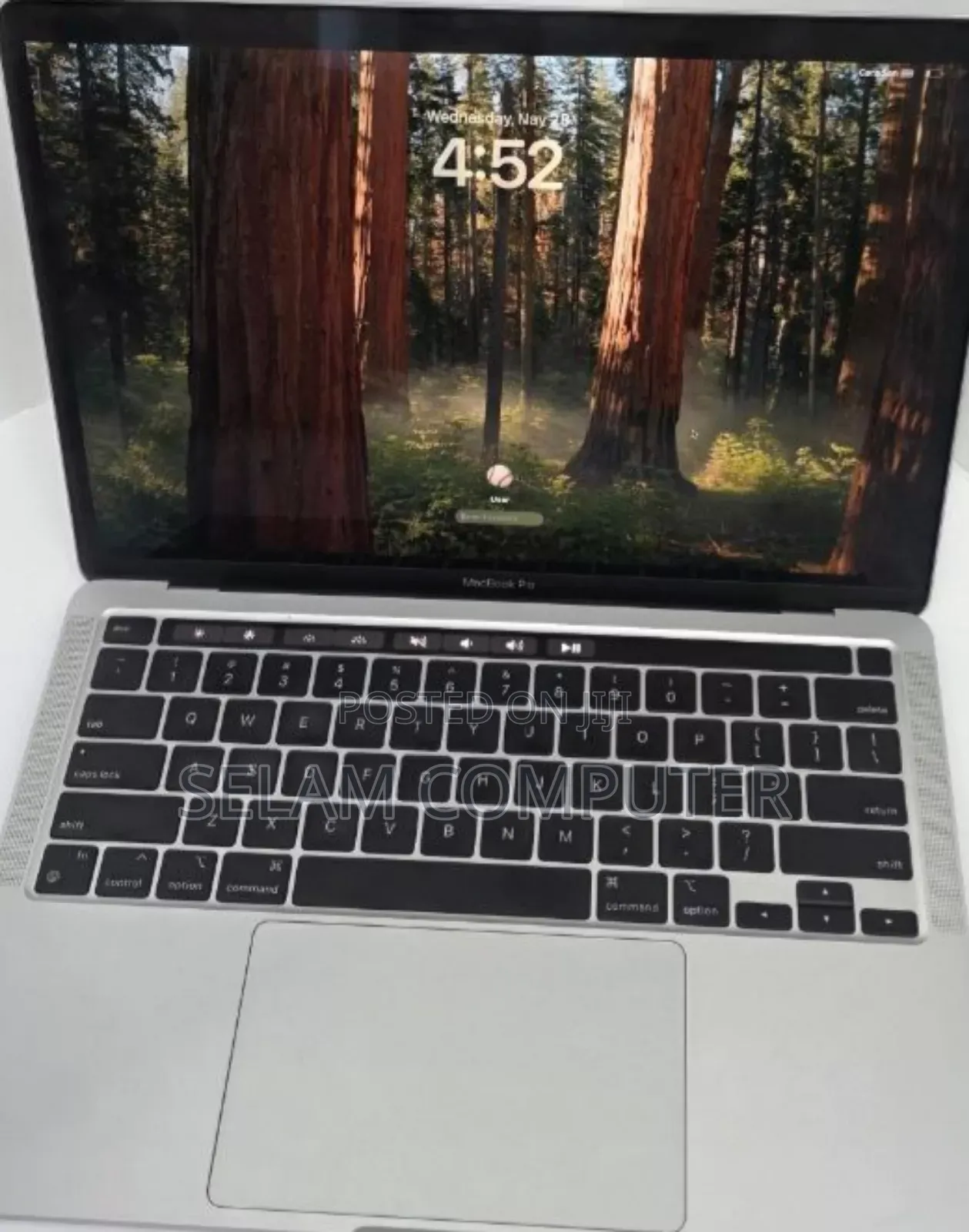New Laptop Apple MacBook Pro 2022 M2 8GB Apple M2 SSD 512GB