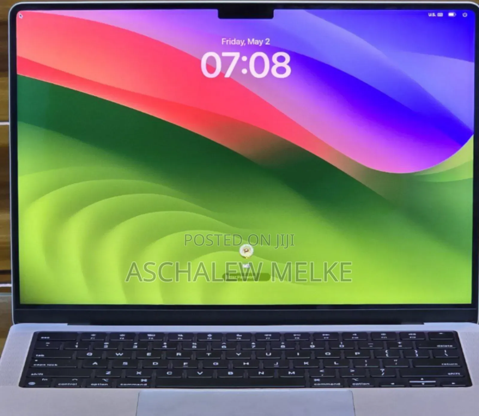 New Laptop Apple MacBook Pro 2024 M3 14-Inch 8GB Apple M3 SSD 512GB