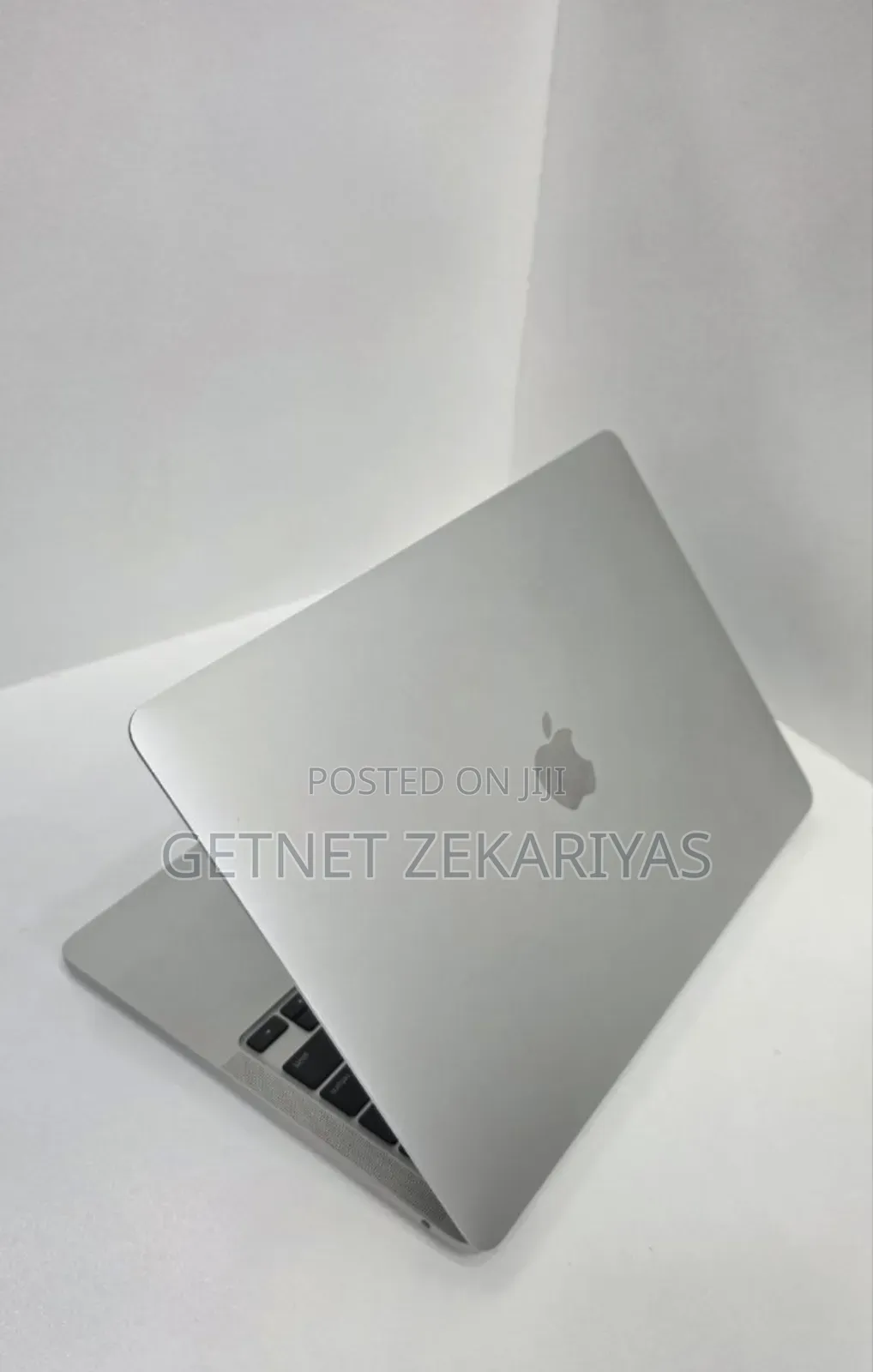 New Laptop Apple MacBook Pro 8GB Apple M2 SSD 512GB