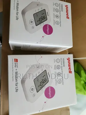 Photo - Digital Blood Pressure Monitor本月medical Blood Pressuer New
