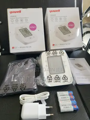 Photo - Digital Blood Pressure Monitor半島medical Bp Monitor New Bp