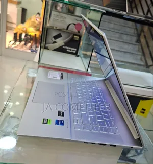 New Laptop HP Envy 15 16GB Intel Core I7 SSD 1T