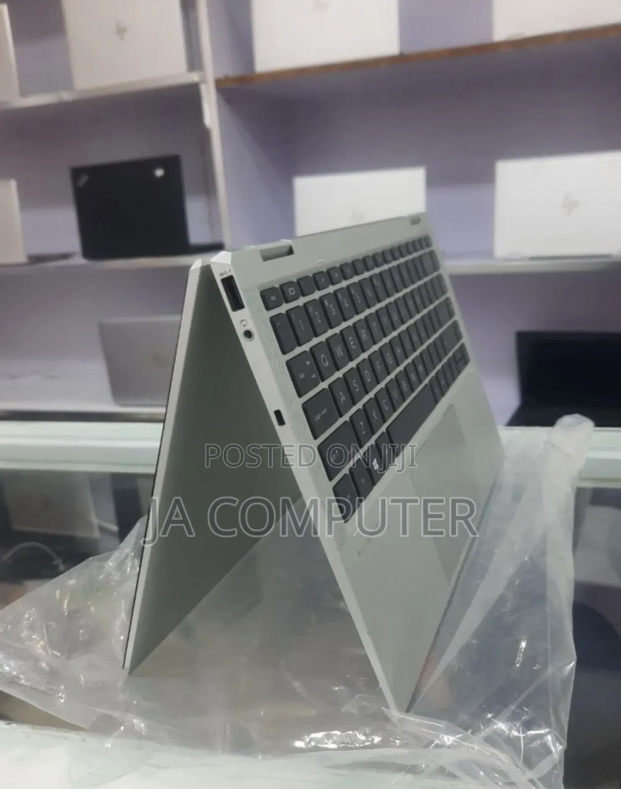 New Laptop HP EliteBook X360 1040 G7 16GB Intel Core I7 SSD 512GB