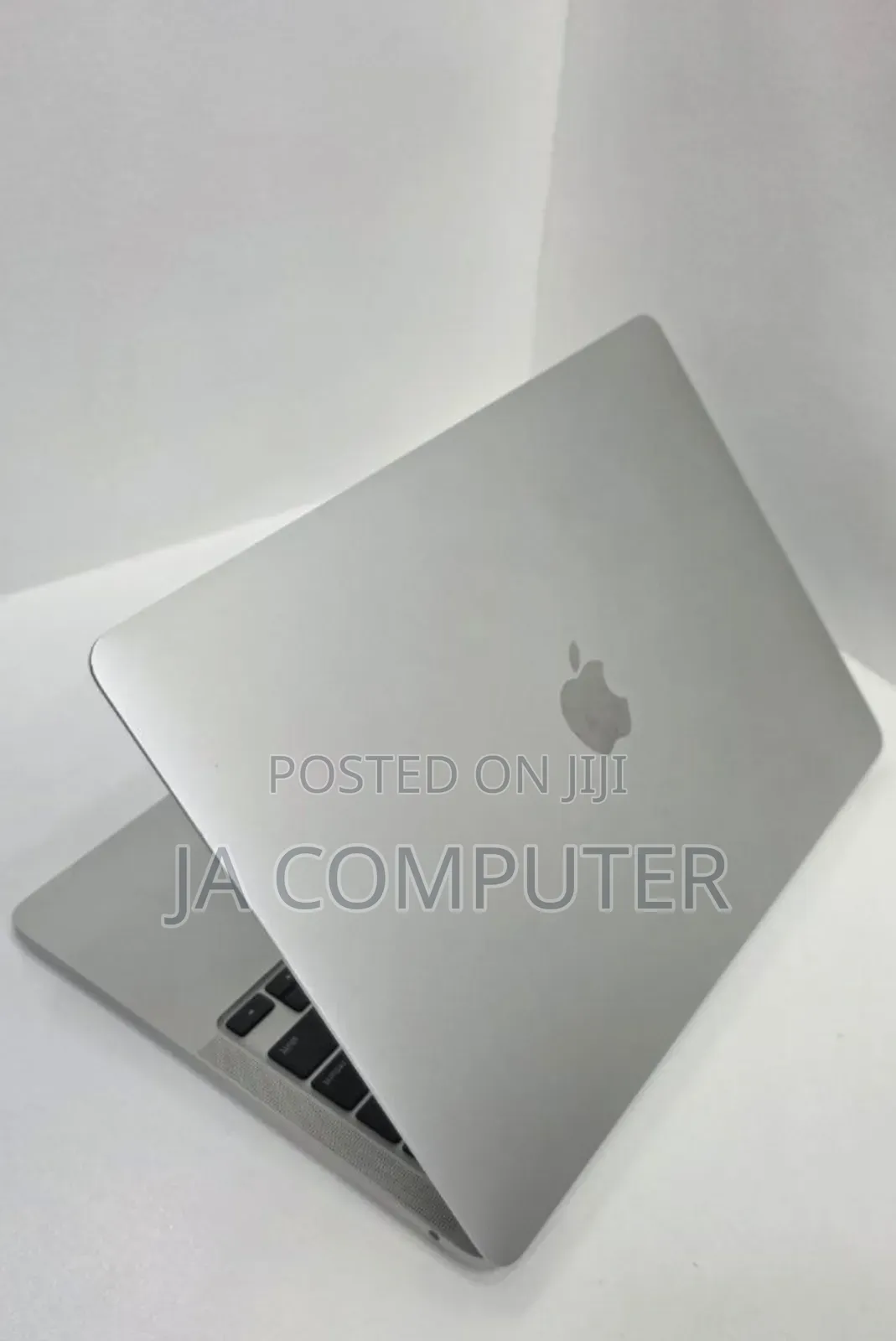 New Laptop Apple MacBook Pro 2023 M2 Max 14-Inch 8GB Apple M2 SSD 512GB