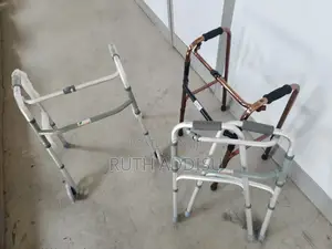 Photo - Walker黨團medical_walker半島medical_walker才華medical_walker地區walk