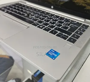 New Laptop HP EliteBook 840 G8 16GB Intel Core i5 SSD 512GB