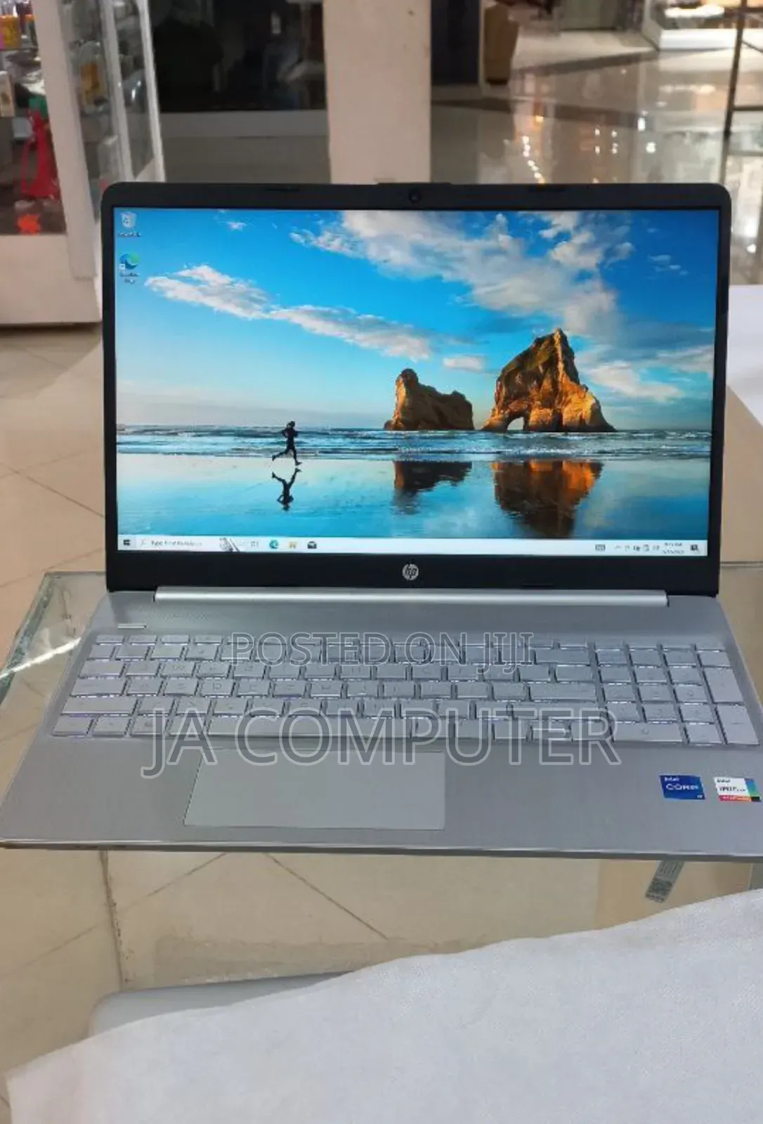 New Laptop HP Stream Notebook 8GB Intel Core I7 SSD 512GB