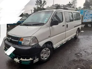 Photo - Toyota HiAce 2009 White