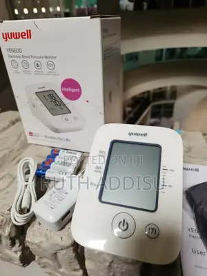 Photo - Digital Blood Pressuer Monitor鋊我new Medical Blood Pressure