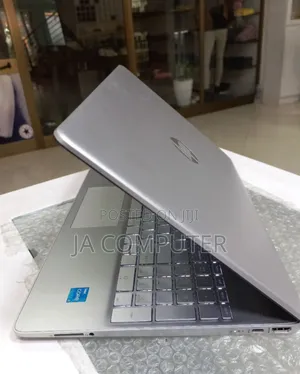 New Laptop HP Stream Notebook 8GB Intel Core I3 SSD 1T