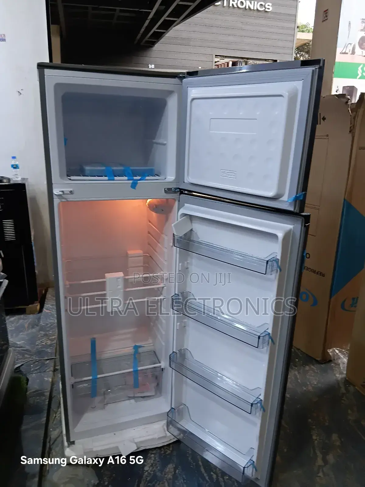 Oorbit Refrigerator 365 L