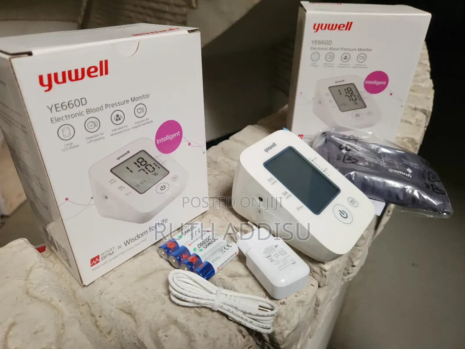 Medical Blood Pressure Monitor半個brand New Digital Bp Monitor