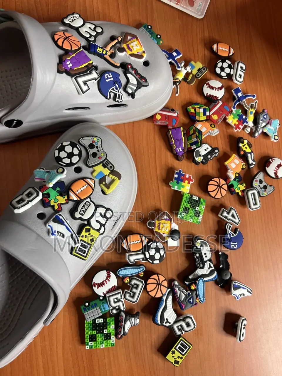 Crocs Stickers / Shoe Charm የጫማ ማስጌጫ Price 1200