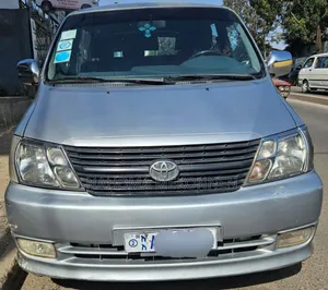 Photo - Toyota HiAce 2008 Silver