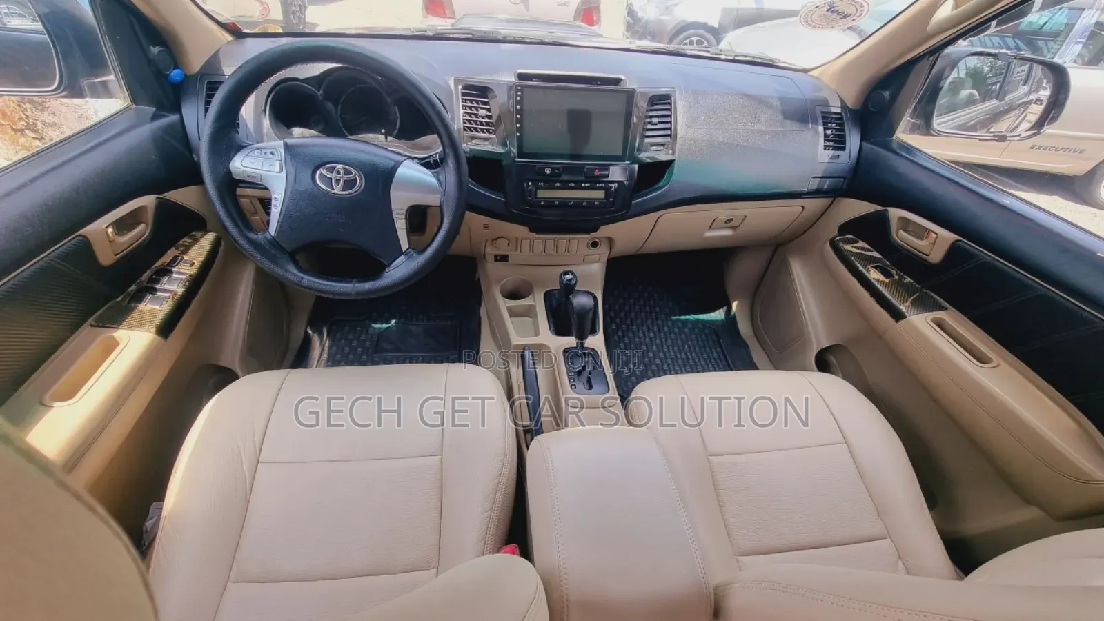 Toyota Hilux 2015 Gray