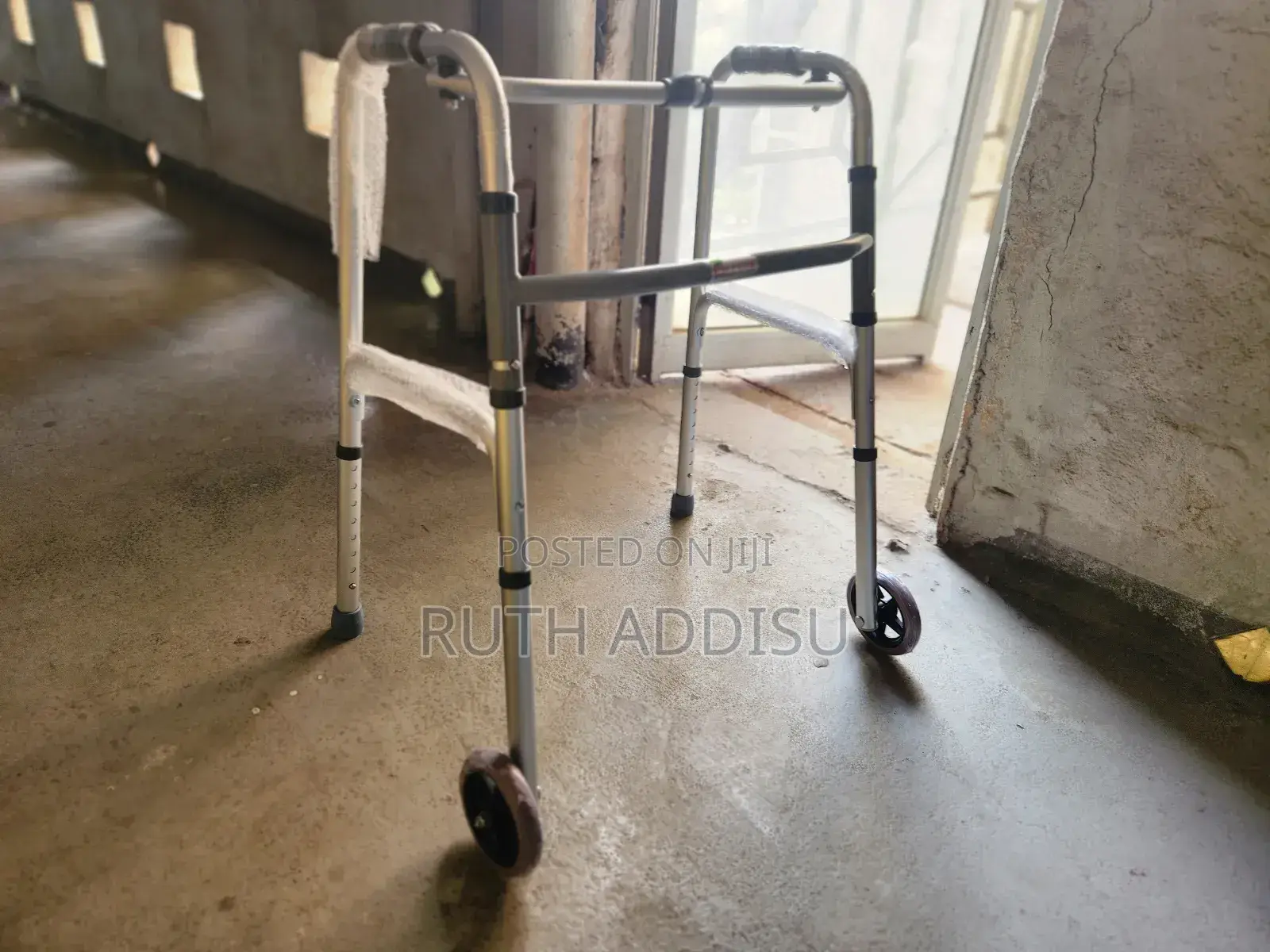 Walker Medical Walker起初medical Walker去玩medical Walker災難walkr