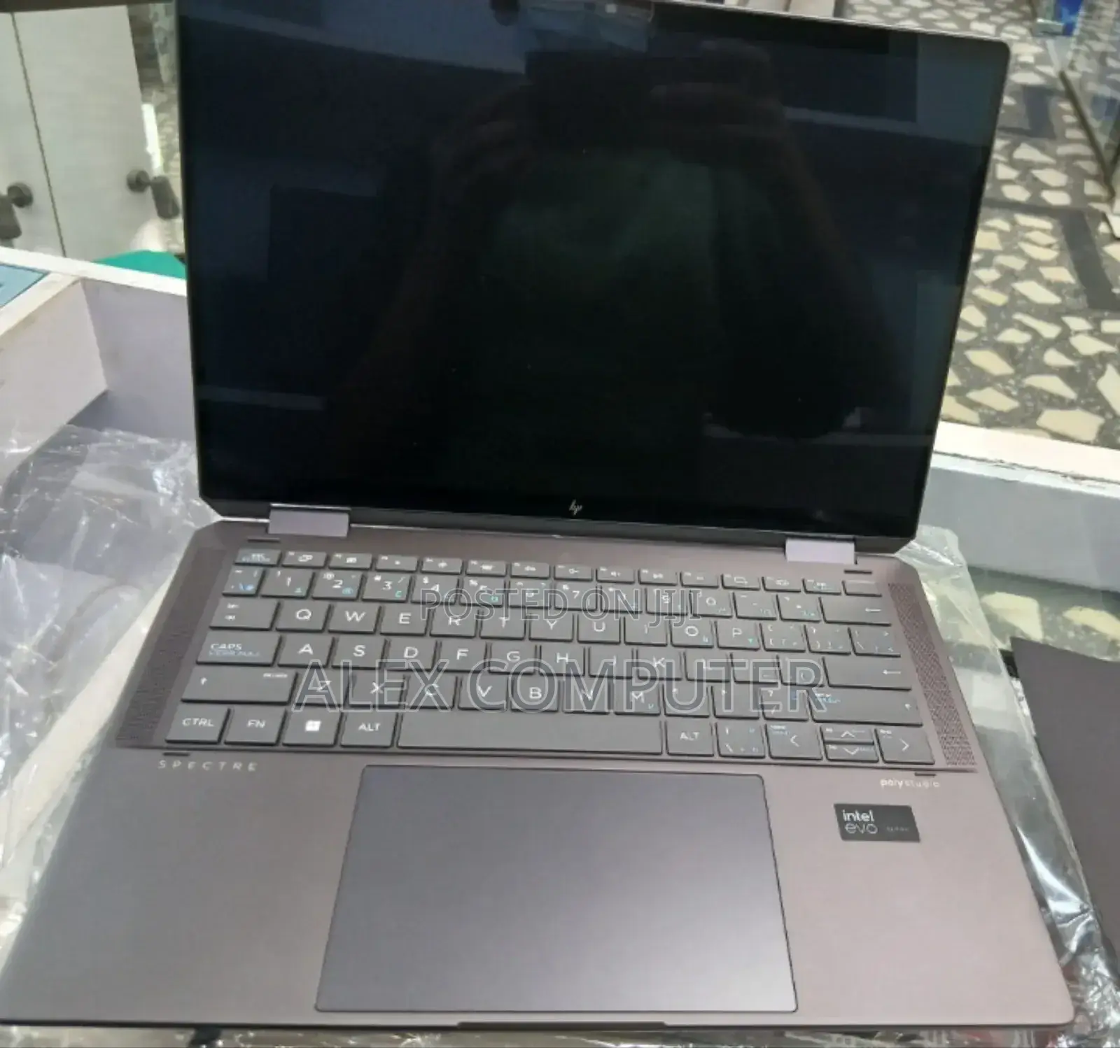 New Laptop HP Spectre 14 32GB Intel Core I7 SSD 2T