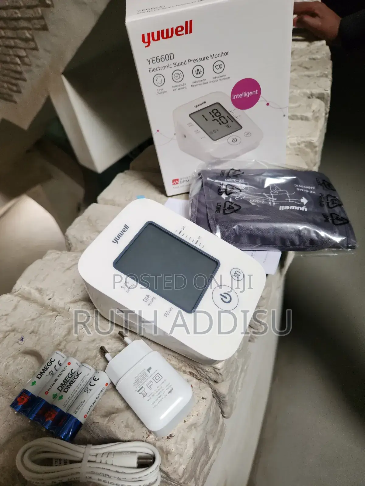 Digital Blood Pressure Monitor當然digital Blood Pressuer Bp