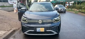 Photo - Volkswagen ID.6 2023 Blue