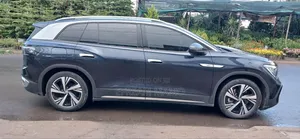 Volkswagen ID.6 2023 Blue