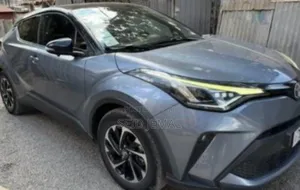 Toyota C-HR 2021 Silver