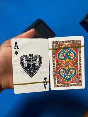Vegas Kings Plastic Playing Cardswashable የፕላስቲክ ካርታ |