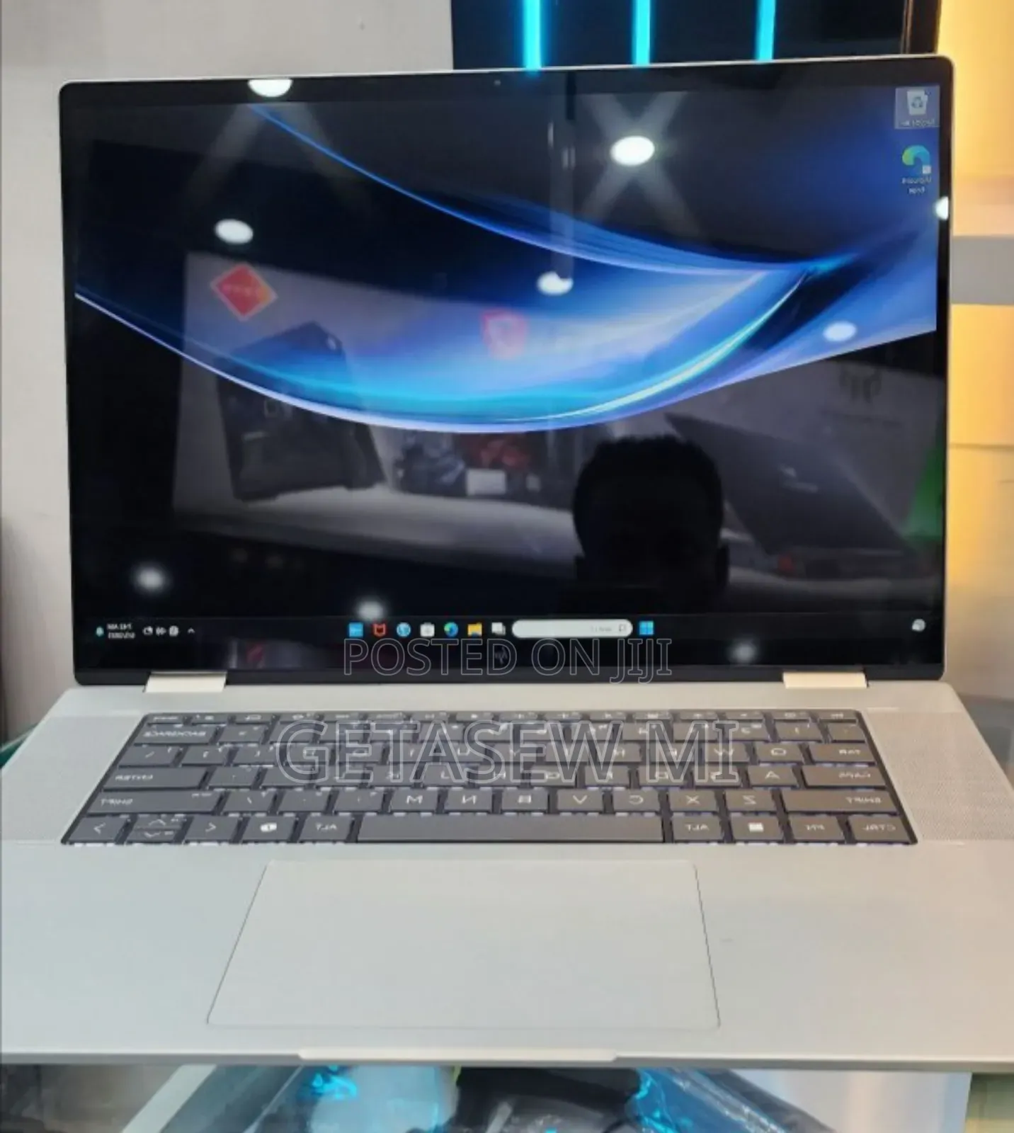 New Laptop HP Envy X360 16GB Intel Core I7 SSD 1T