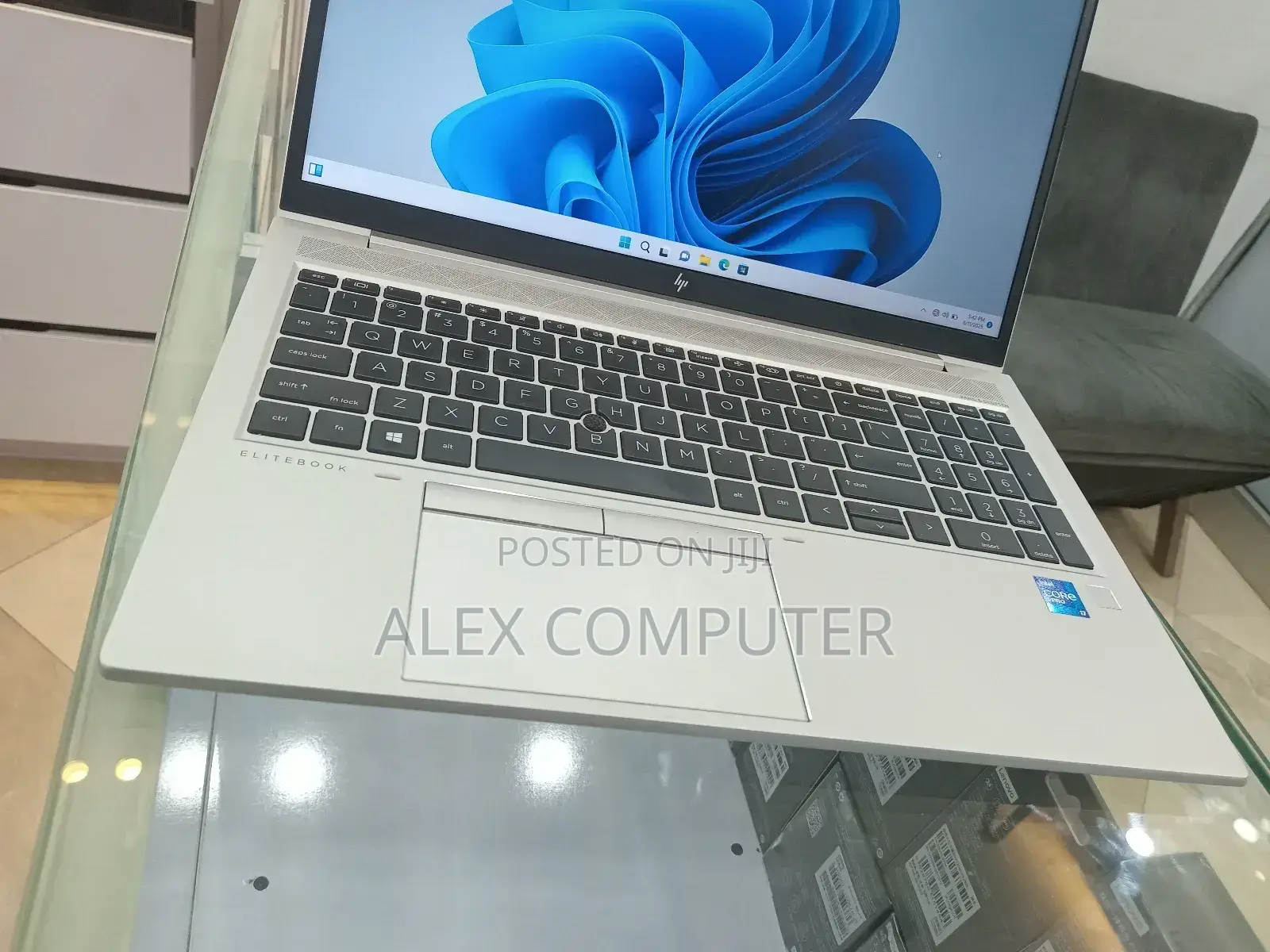 New Laptop HP EliteBook 850 G8 16GB Intel Core I7 SSD 512GB