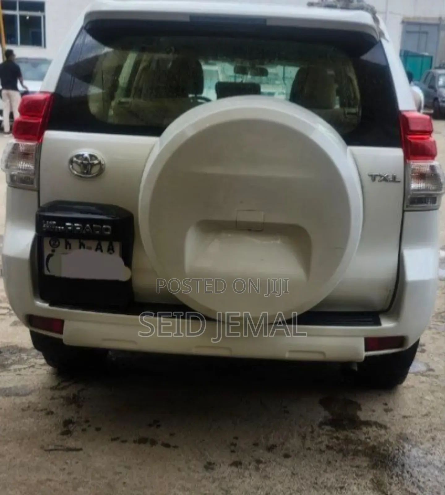 Toyota Land Cruiser Prado 2013 White
