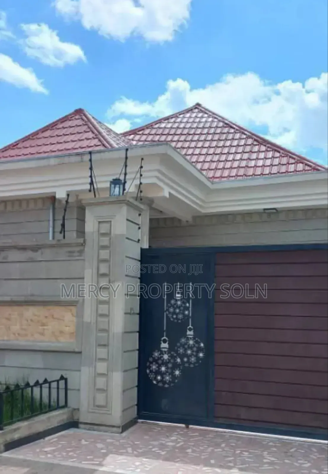 Furnished 5bdrm Villa in Bole for sale