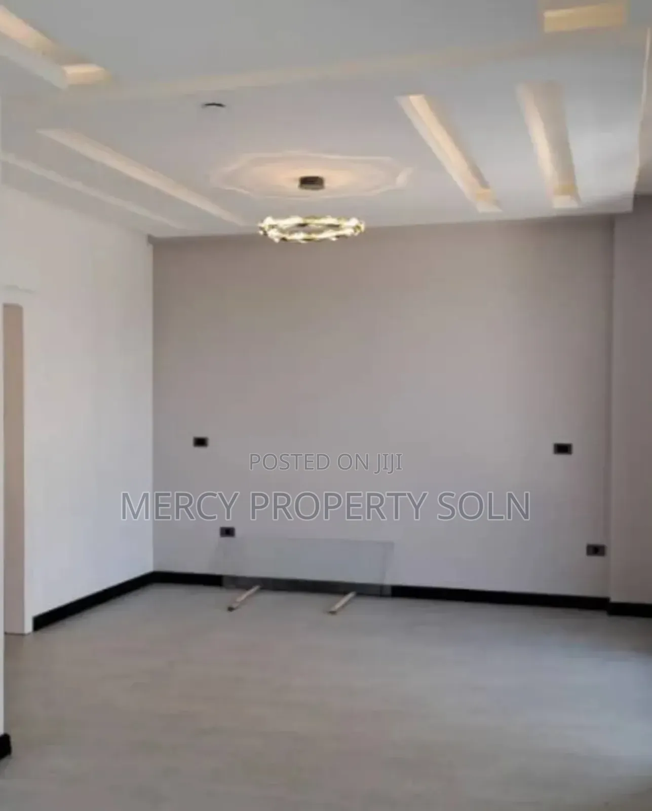 6bdrm House in Akaky Kaliti for sale