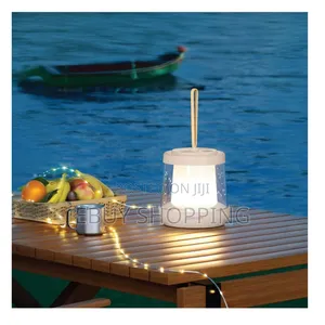 Photo - **Usb Rechargeable Led Lamp – 95 Leds, 1800- Color Temp