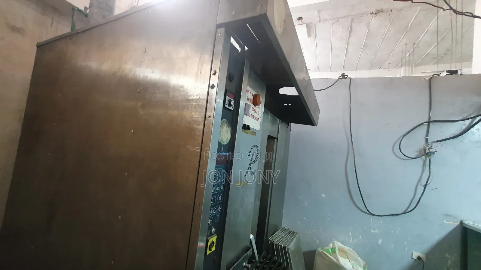 ሮተሪ ሬቨንት 624 ደብል ራክ ባለ 14 ፖትራ ስዊድን የተሰራ ዳቦ መጋገሪያ በጣም ጥሩ ይዞታላይ የሚገነኝ