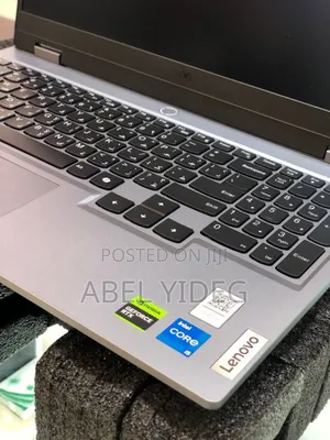 New Laptop Lenovo LOQ 15IRH8 16GB Intel Core I5 SSD 512GB