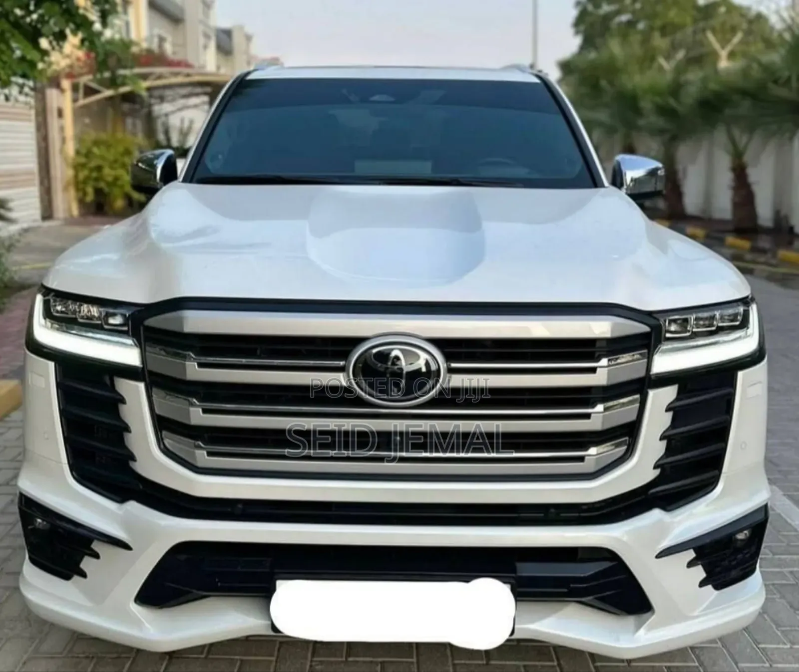 Toyota Land Cruiser 2023 White