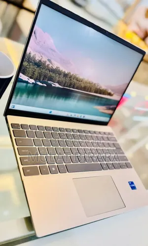 Photo - New Laptop Dell Inspiron 11 3153 16GB Intel Core I5 SSD 512GB