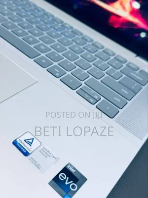 New Laptop Dell Inspiron 15 16GB Intel Core I7 SSD 1T