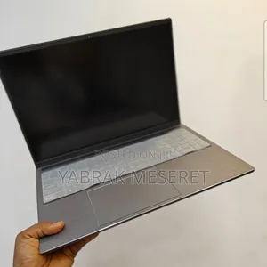 Photo - New Laptop Dell 16GB Intel Core I7 SSD 512GB