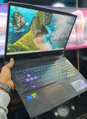 New Laptop MSI Pulse GL66 16GB Intel Core I7 SSD 1T