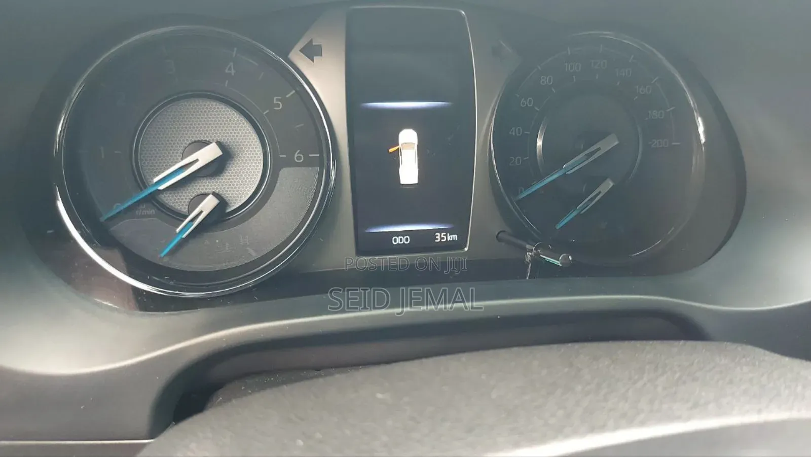 New Toyota Hilux 2022 Gray