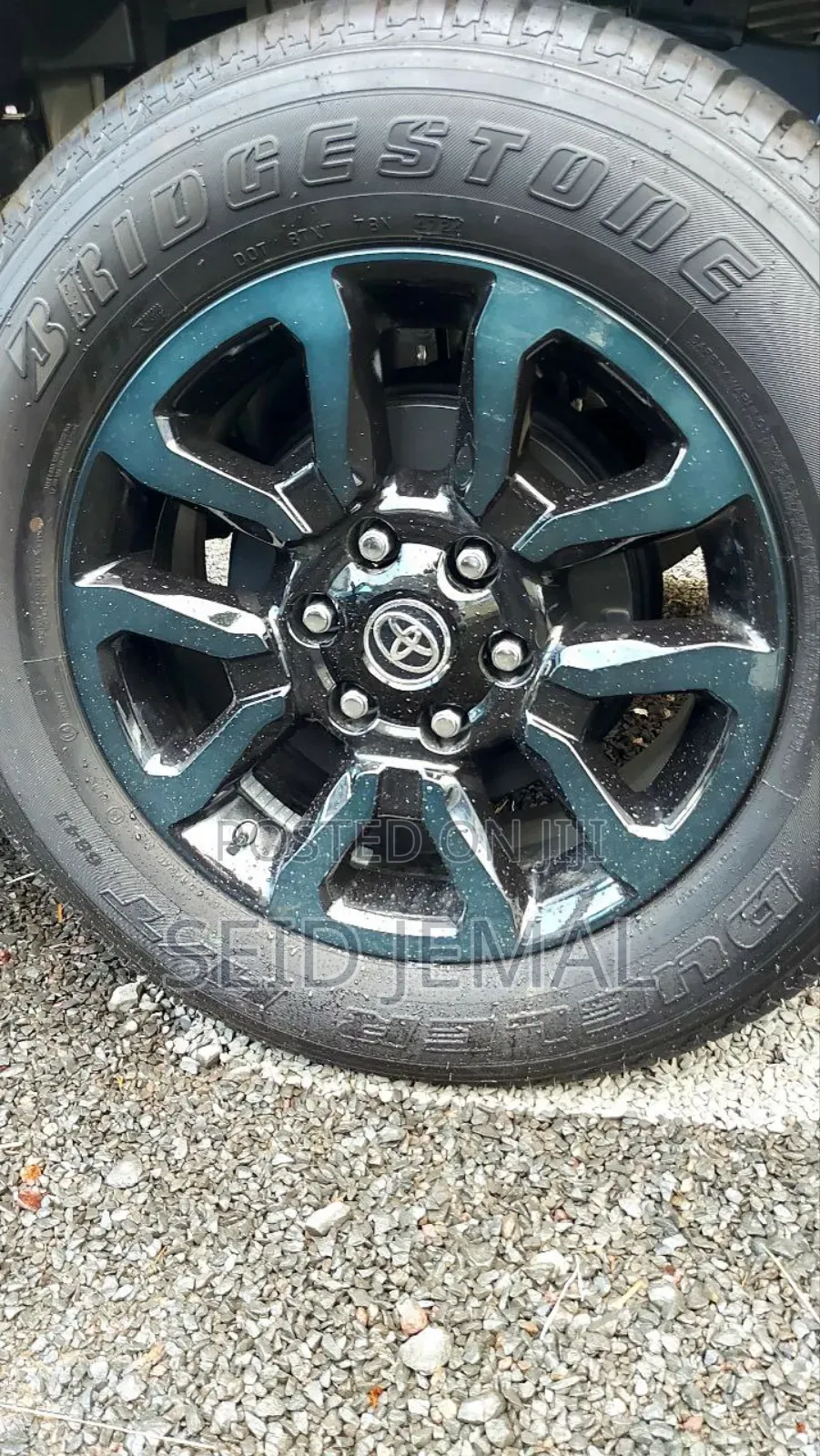 New Toyota Hilux 2022 Gray