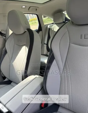 Volkswagen ID.7 2025 White