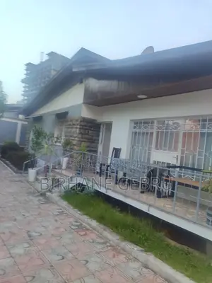 4 Bedroom Villa House Fernished Guest House for Rent