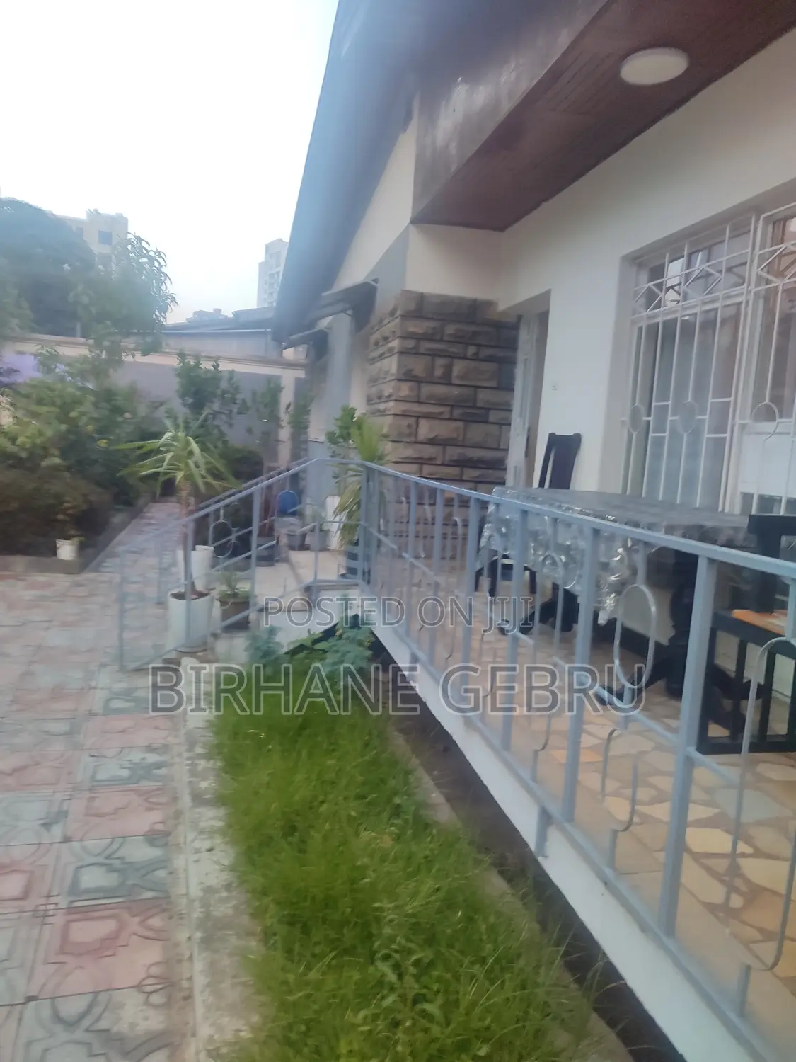 4 Bedroom Villa House Fernished Guest House for Rent
