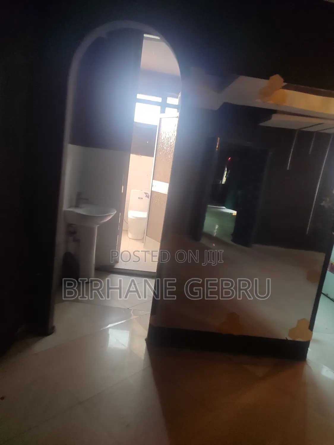 Complex Apartiment Rent for Lounge.Resturant Cafe and Other