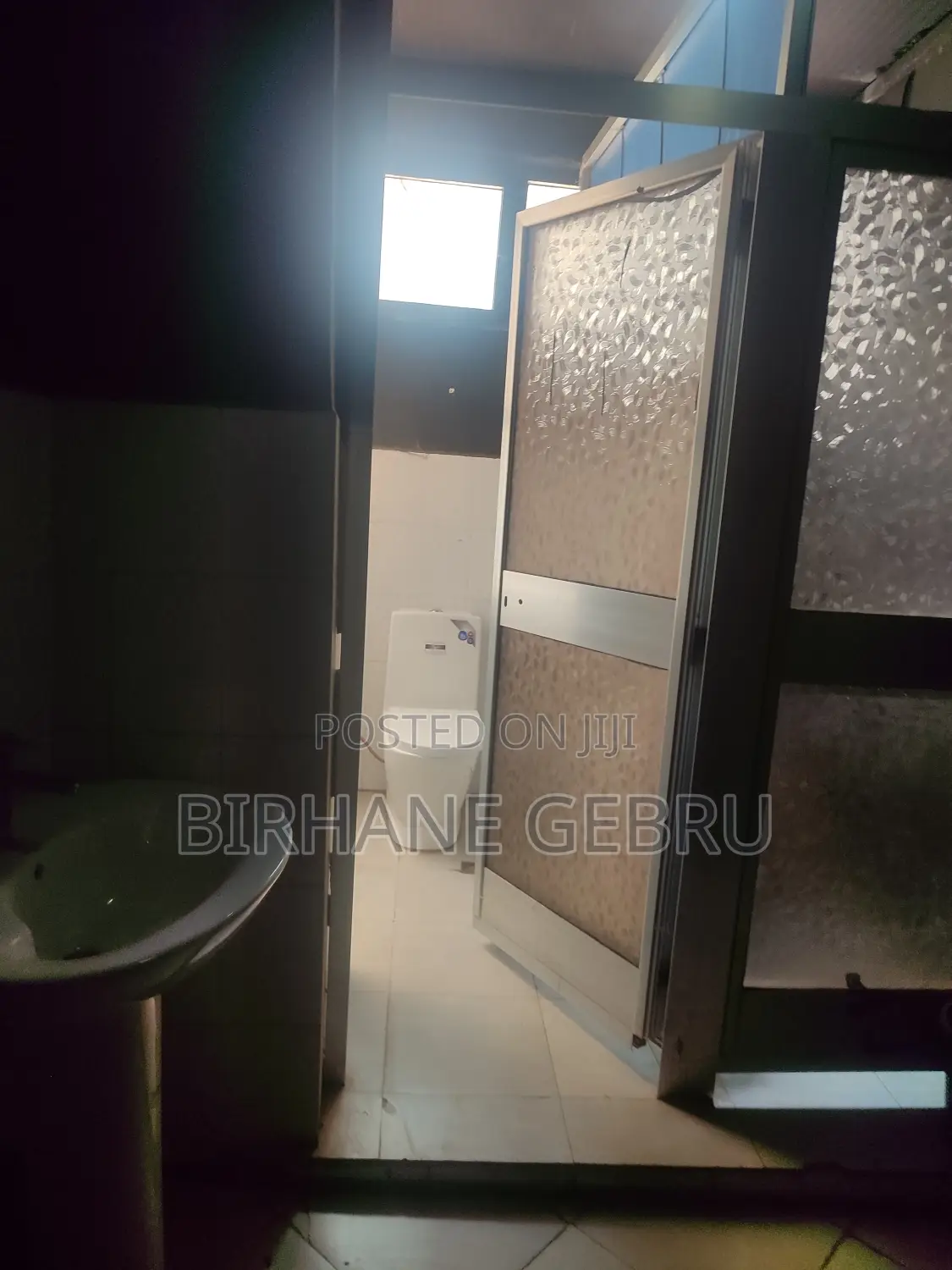 Complex Apartiment Rent for Lounge.Resturant Cafe and Other