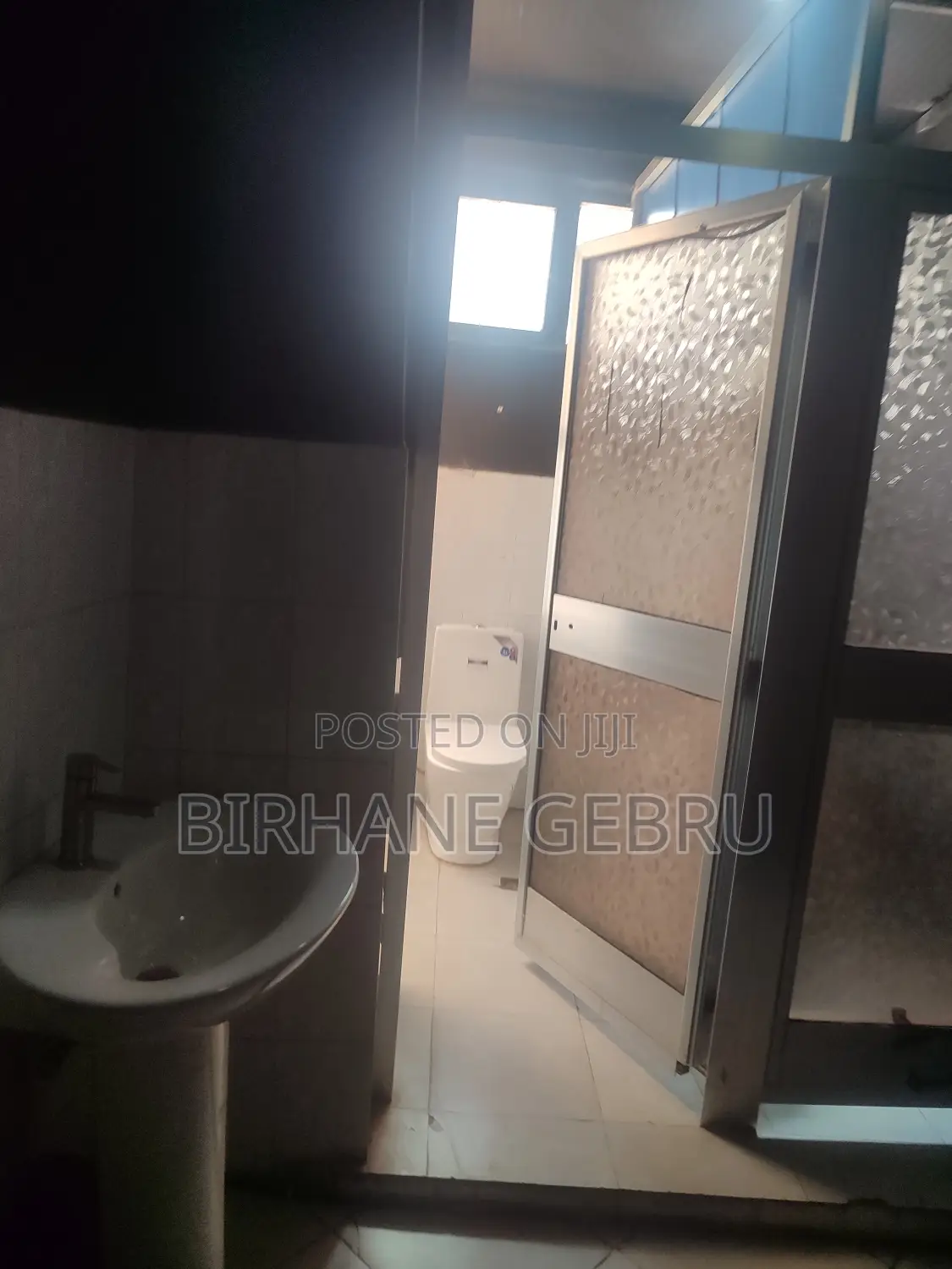 Complex Apartiment Rent for Lounge.Resturant Cafe and Other