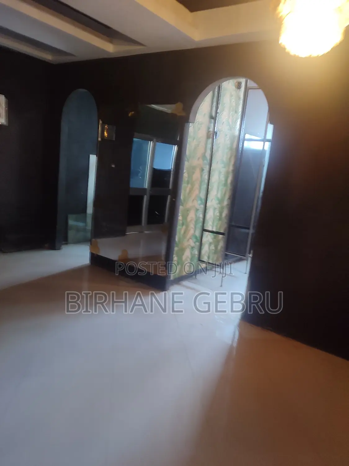 Complex Apartiment Rent for Lounge.Resturant Cafe and Other